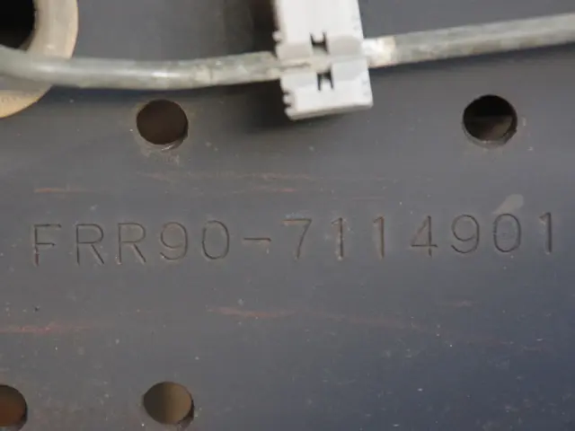 いすゞ フォワード TKG-FRR90S2(2WD)の写真34