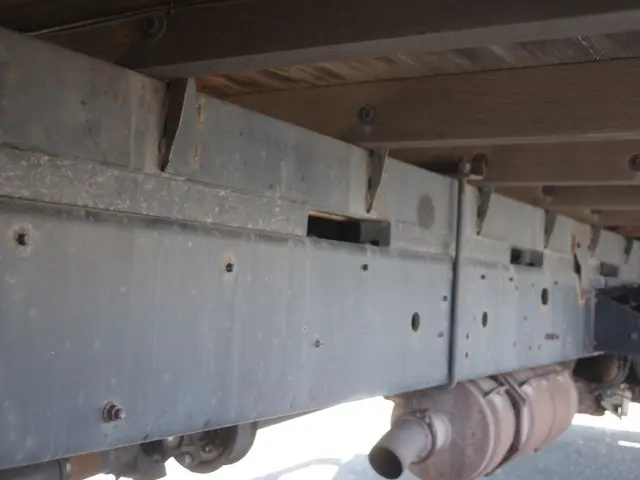 日野 レンジャー QKG-FE7JLAA(2WD)の写真9