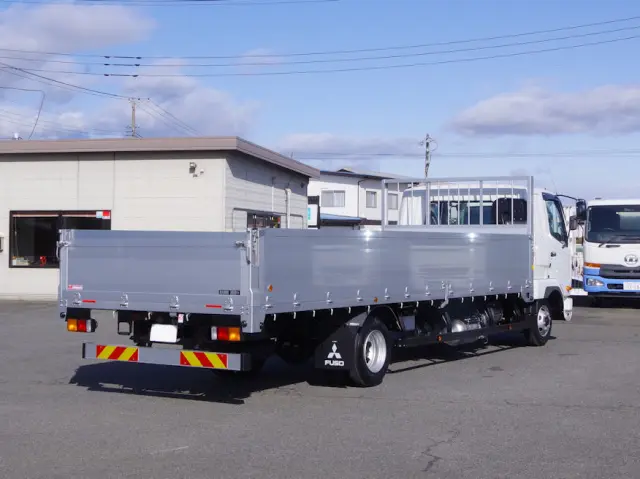三菱 ファイター 2KG-FK62F(2WD)の写真4