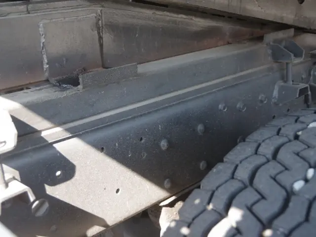 三菱 キャンター KK-FE83DGN(2WD)の写真6