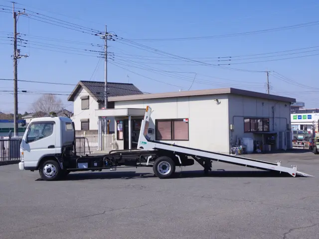 三菱 キャンター KK-FE83DGN(2WD)の写真12