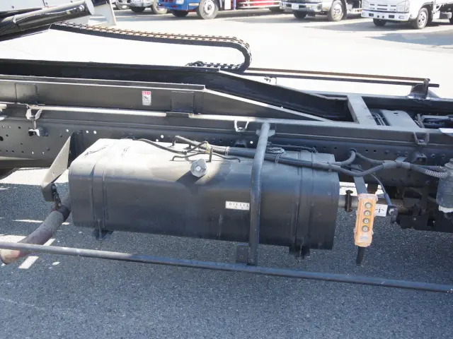 三菱 キャンター KK-FE83DGN(2WD)の写真17