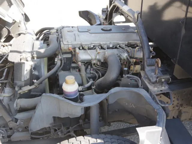 三菱 キャンター KK-FE83DGN(2WD)の写真26