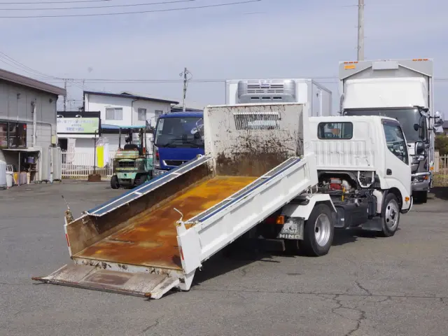 日野 デュトロ TKG-XZU620T(2WD)の写真4