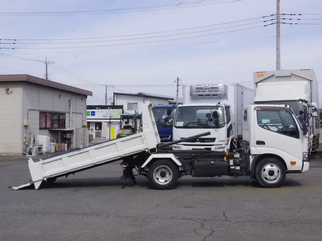 日野 デュトロ TKG-XZU620T(2WD)の写真10