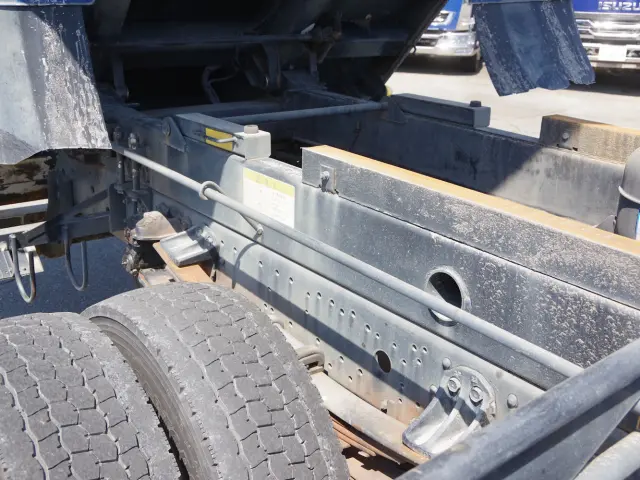 三菱 ファイター QKG-FK72FZ(2WD)の写真6