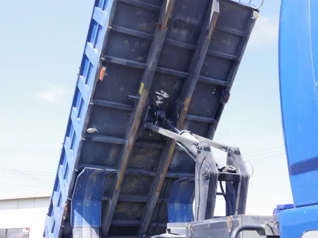 三菱 ファイター QKG-FK72FZ(2WD)の写真10