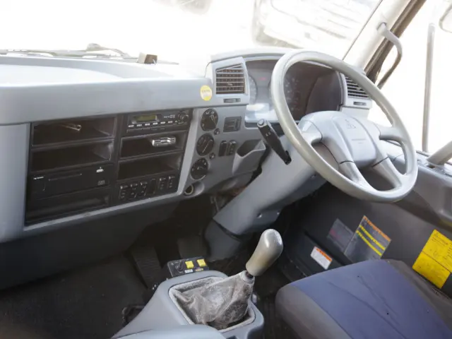 三菱 ファイター QKG-FK72FZ(2WD)の写真30