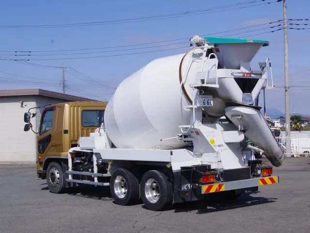 三菱 ファイター QDG-FQ62F(6x4)の写真3