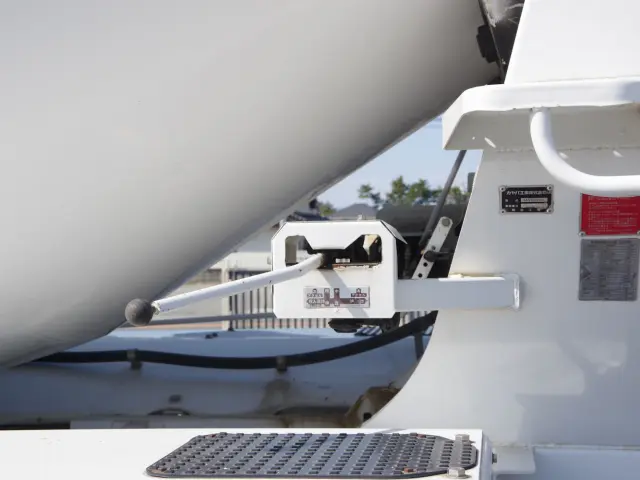 三菱 ファイター QDG-FQ62F(6x4)の写真12