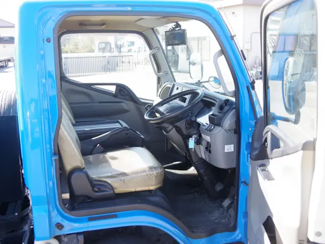 三菱 キャンター TPG-FBA20(2WD)の写真25