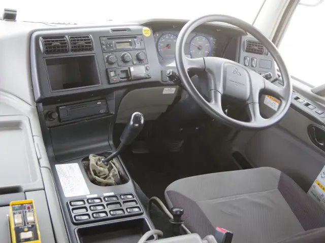 三菱 スーパーグレート QPG-FV60VYの写真27