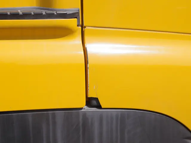 いすゞ ギガ QKG-CYH77A(8x4)の写真22