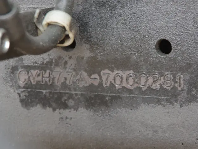 いすゞ ギガ QKG-CYH77A(8x4)の写真38