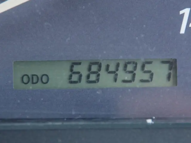 いすゞ ギガ QKG-CYH77A(8x4)の写真42