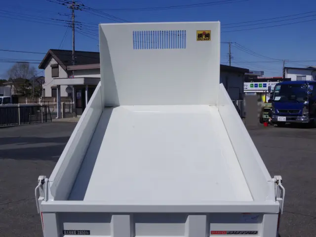 日野 デュトロ 2DG-XZU675T(4WD)の写真5