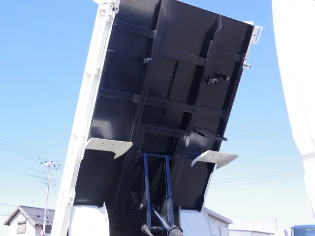 日野 デュトロ 2DG-XZU675T(4WD)の写真10