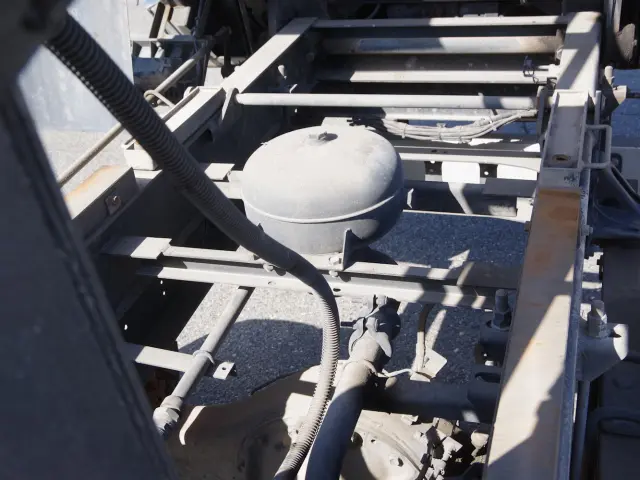 いすゞ フォワード SKG-FSR90S2(2WD)の写真8