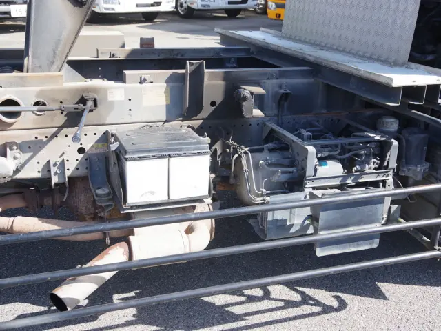 いすゞ フォワード SKG-FSR90S2(2WD)の写真15