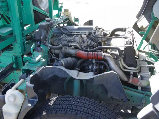 三菱 キャンター 2PG-FEB90(2WD)の写真23