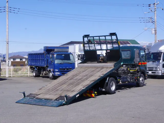 いすゞ フォワード 2RG-FSR90S2(2WD)の写真4