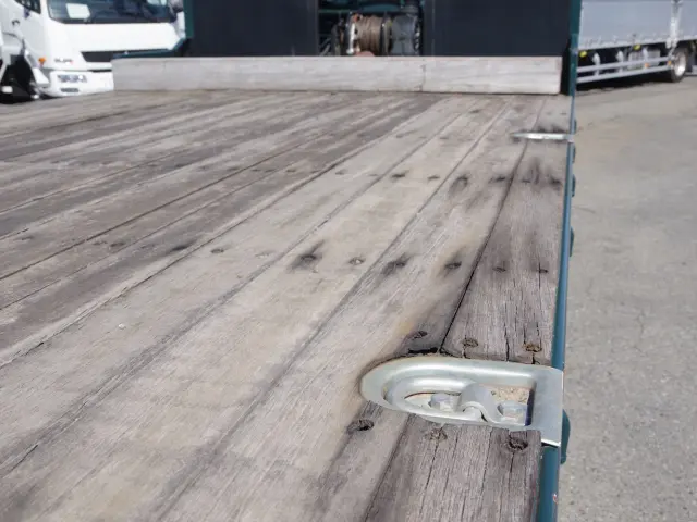 いすゞ フォワード 2RG-FSR90S2(2WD)の写真27