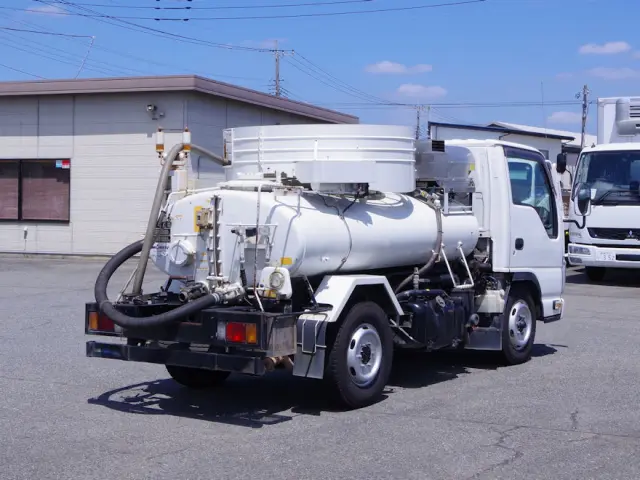 いすゞ エルフ TPG-NJR85AN(2WD)の写真4