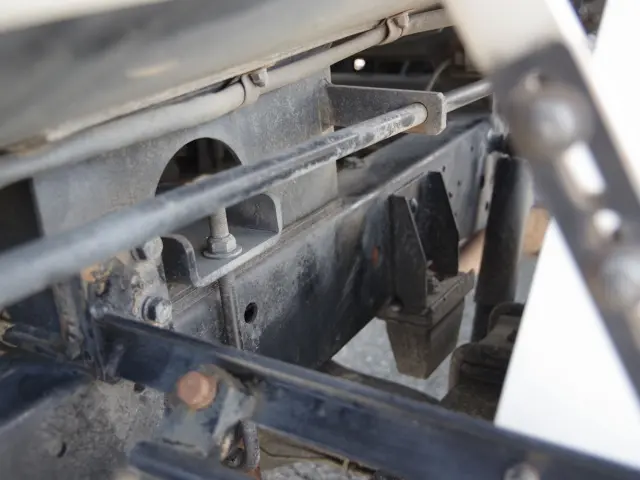 いすゞ エルフ TPG-NJR85AN(2WD)の写真7