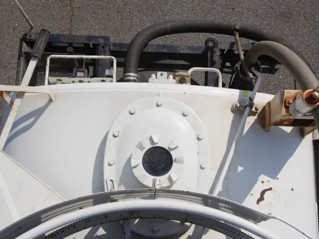 いすゞ エルフ TPG-NJR85AN(2WD)の写真15