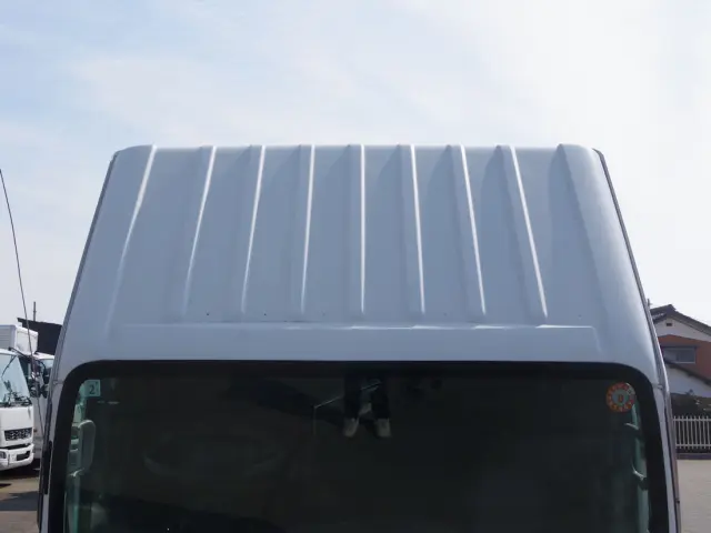 いすゞ エルフ TPG-NJR85AN(2WD)の写真16