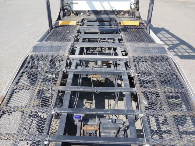 三菱 キャンター TPG-FEB90(2WD)の写真5