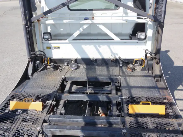 三菱 キャンター TPG-FEB90(2WD)の写真13