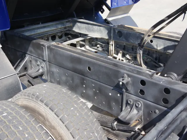 いすゞ フォワード TKG-FRR90S2(2WD)の写真6