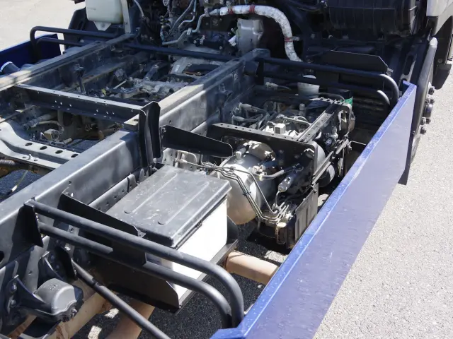 いすゞ フォワード TKG-FRR90S2(2WD)の写真14