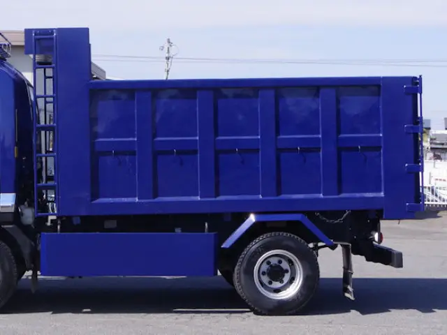 いすゞ フォワード TKG-FRR90S2(2WD)の写真17