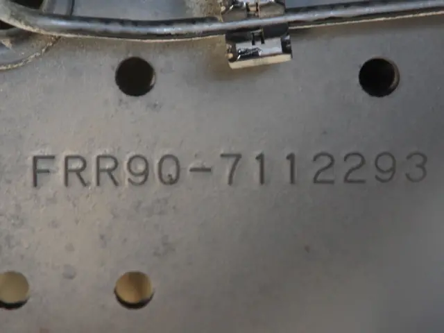 いすゞ フォワード TKG-FRR90S2(2WD)の写真22