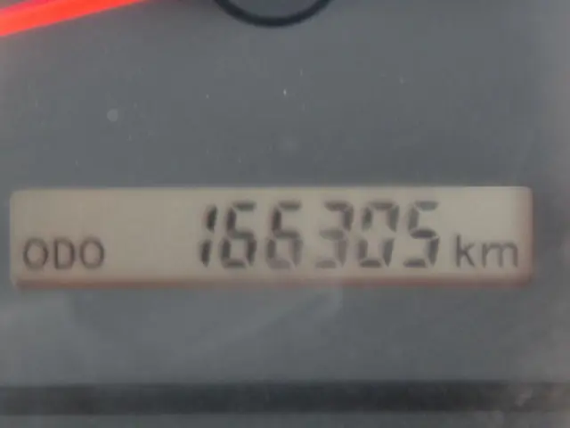 いすゞ フォワード TKG-FRR90S2(2WD)の写真25