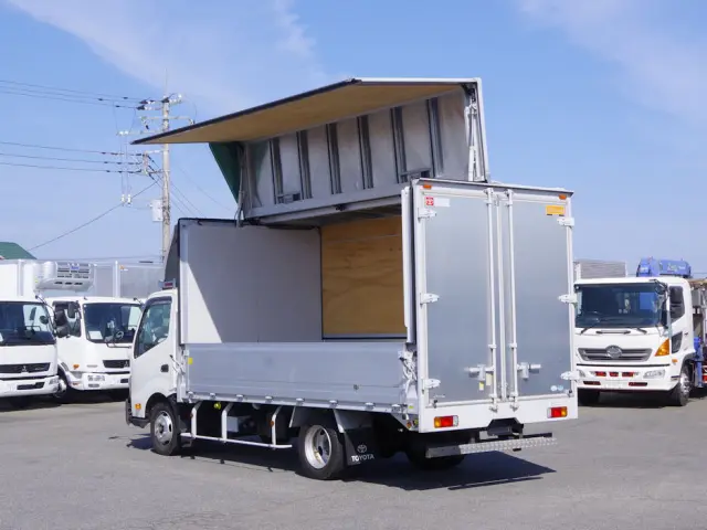 トヨタ ダイナ TKG-XZU710(2WD)の写真3