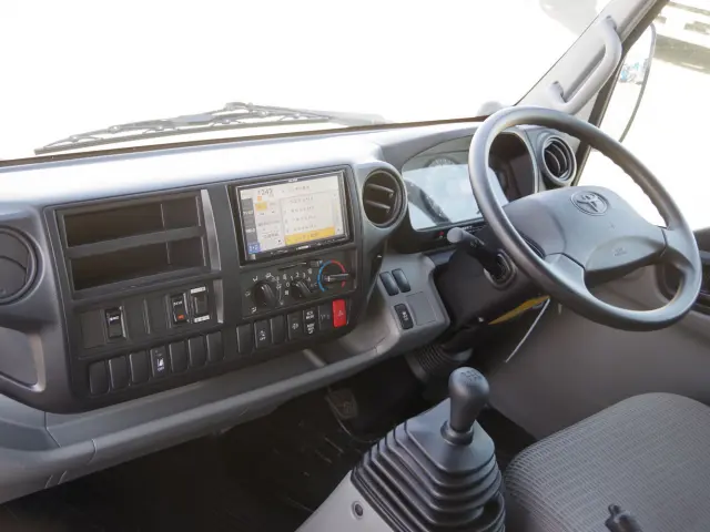 トヨタ ダイナ TKG-XZU710(2WD)の写真28