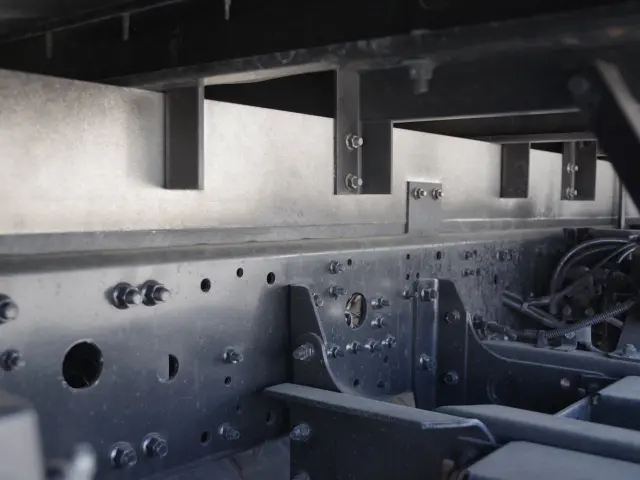 三菱 ファイター 2KG-FK61F(2WD)の写真6