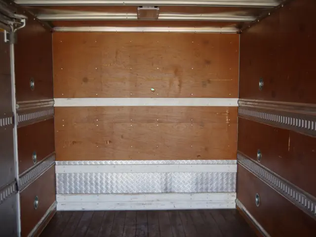 三菱 ファイター 2KG-FK61F(2WD)の写真13