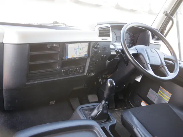 三菱 ファイター 2KG-FK61F(2WD)の写真36