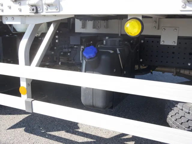 いすゞ フォワード 2RG-FRR90T4(2WD)の写真20