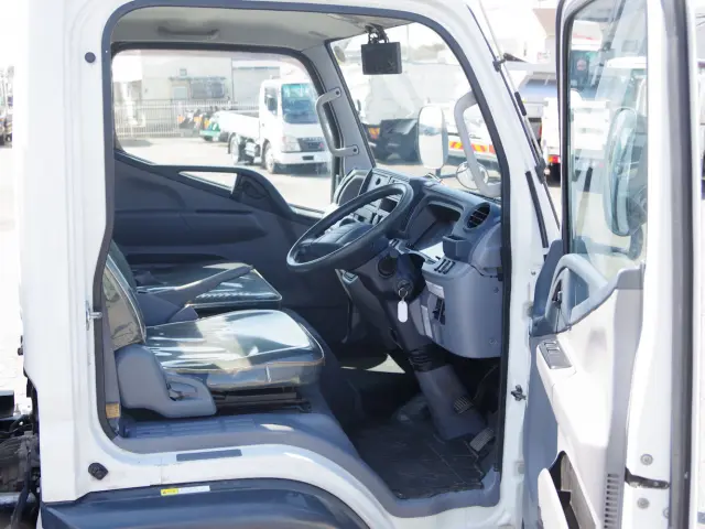 三菱 キャンター TKG-FEA80(2WD)の写真32
