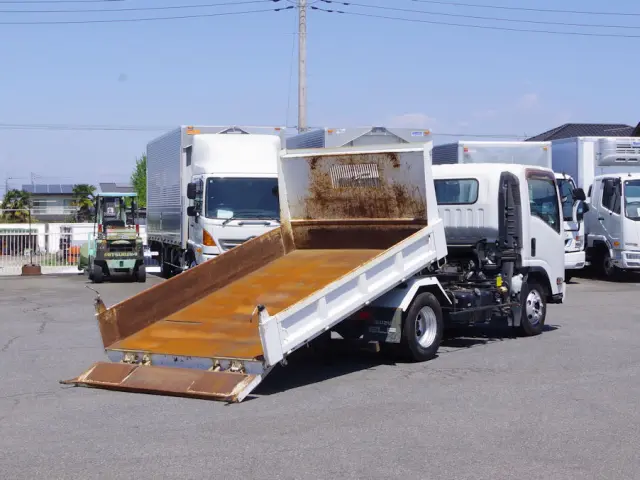 いすゞ エルフ TKG-NPR85YN(2WD)の写真4