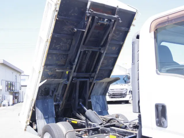 いすゞ エルフ TKG-NPR85YN(2WD)の写真12