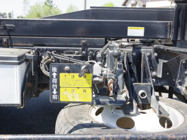 いすゞ エルフ TKG-NPR85YN(2WD)の写真15