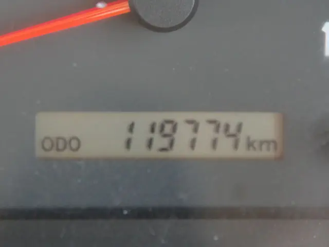 いすゞ エルフ TKG-NPR85YN(2WD)の写真32