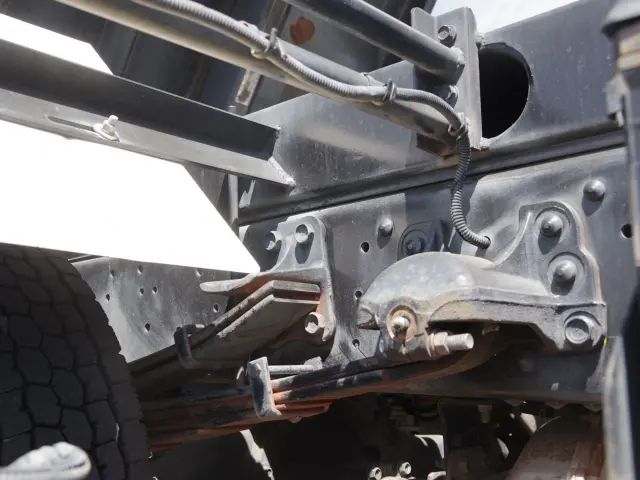 いすゞ フォワード TKG-FRR90S2(2WD)の写真6