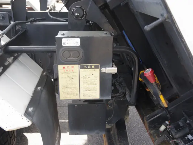 いすゞ フォワード TKG-FRR90S2(2WD)の写真17